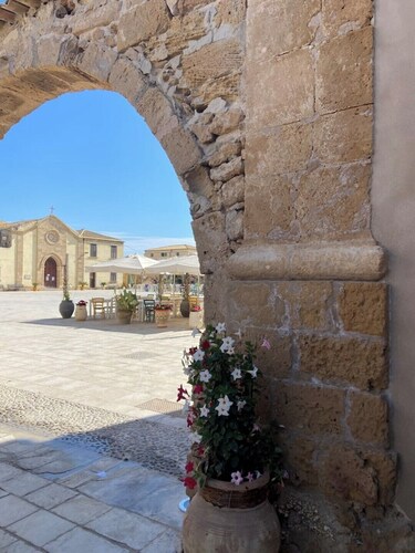 Suite Apartment with period furnishings - Aeolus