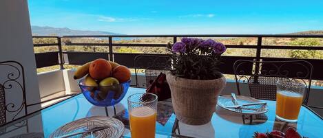 Apartment, 2 Bedrooms, Balcony, Garden View | Property grounds