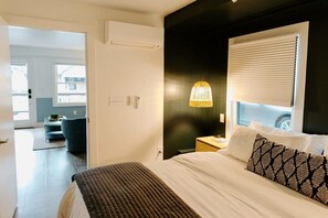1 bedroom, iron/ironing board, travel cot, WiFi