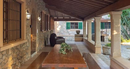 Casa Ca'n Daniel II