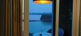 Hotel Lake View Airport Zone