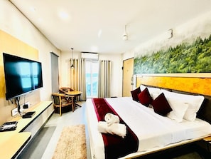 Familienzimmer | Hochwertige Bettwaren, Minibar, individuell eingerichtet, Schreibtisch