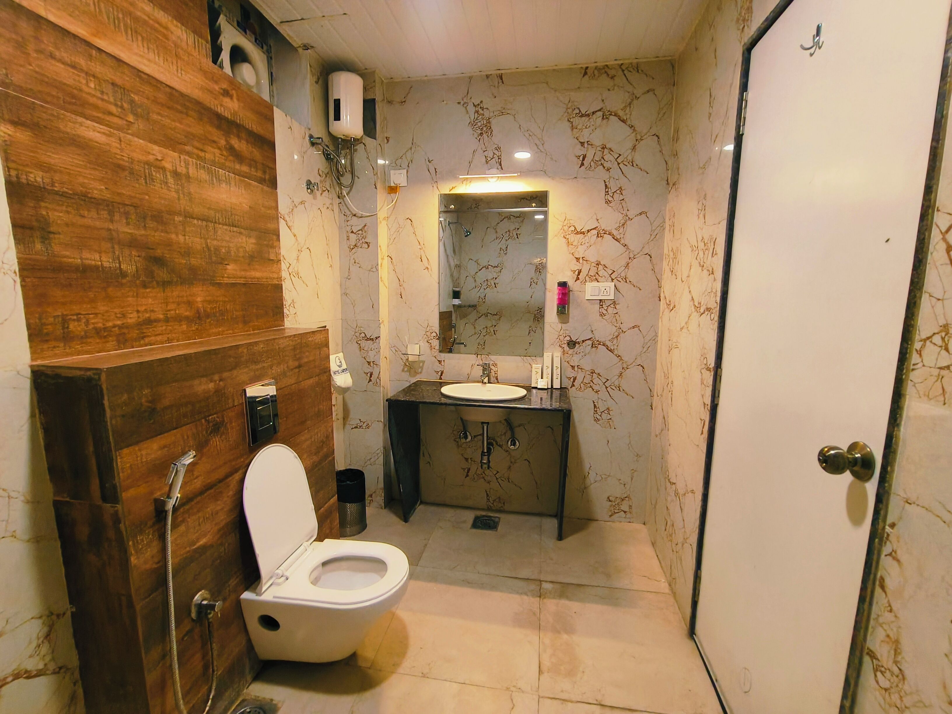 Foto - Hotel Lake View Airport zone