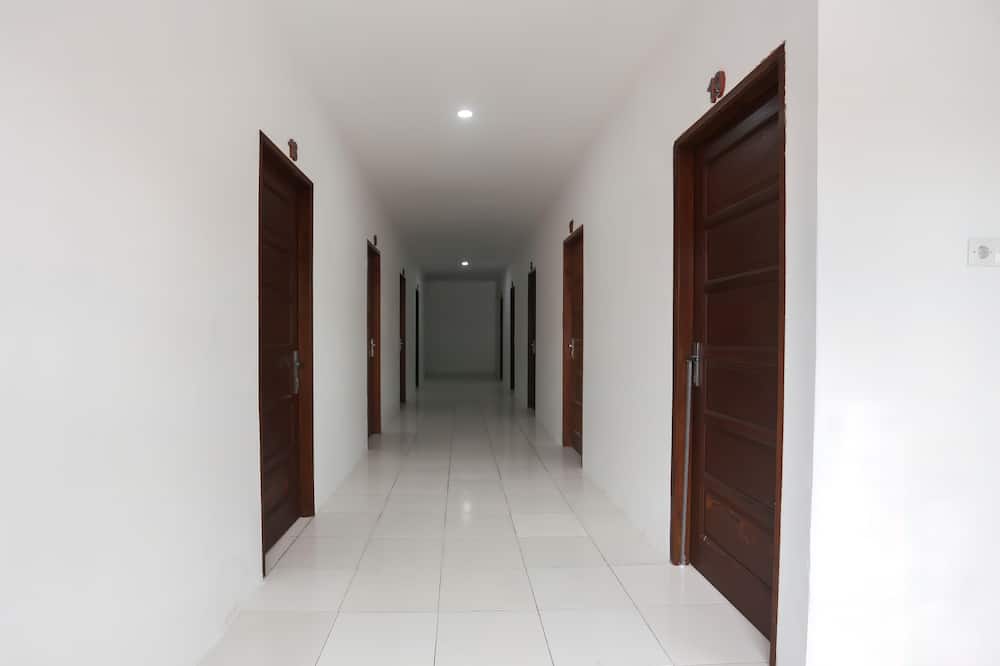 OYO 92626 Good Sleep 4 Inn Dcos Syariah