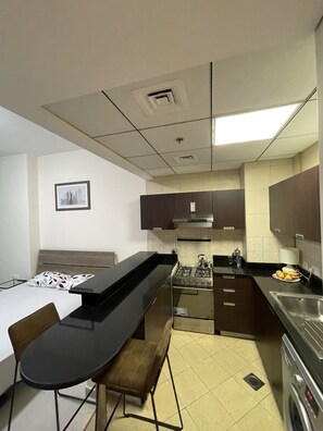 Fridge, microwave