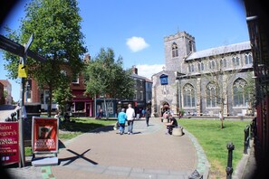 مكان جذب سياحي