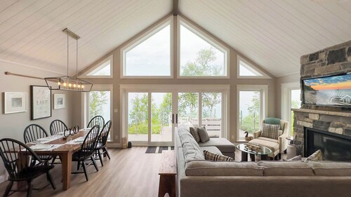 the Lookout, Private Lake Access