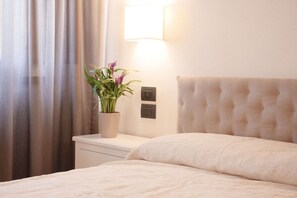6 bedrooms, iron/ironing board, travel cot, free WiFi - Villa in Foiano Della Chiana with 6 bedrooms sleeps 14 (Foiano Della Chiana)