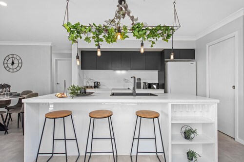 "Modern Family Buccaneer" - Newport Q 4020