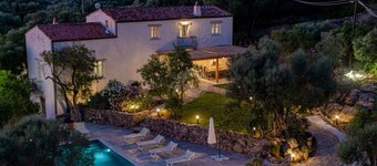 Villa i Porto San Paolo med 4 soveværelser som kan rummer 10