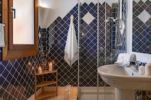 Appartamento, 1 camera da letto, balcone, vista piscina | Bagno