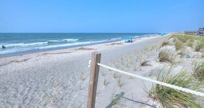 3BR/2BA Home - Walk to Beach/Shops/Dining, Sleeps 8
