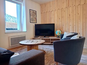 Living area - La Filature, au Calme à 5mins de Gérardmer Centre (Rochesson)
