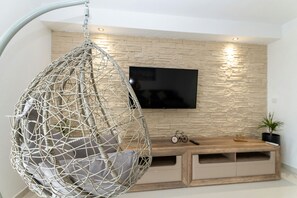 Villa, 2 Bedrooms, Private Pool, Mountain View | Living room - Villa Zrilić (Benkovac)