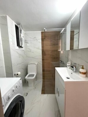 Apartment | Badezimmer