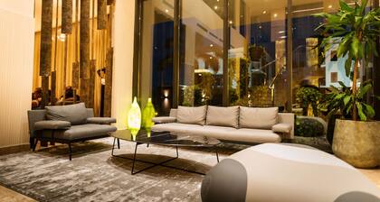 Albergo Hotel and Suites