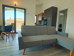 Club Apartment | Private kitchen