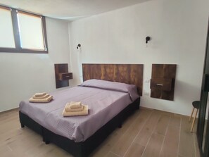 Eenvoudig appartement | 2 slaapkamers, beddengoed