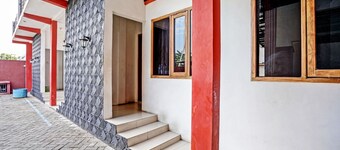 OYO 92736 Bougenville Rover