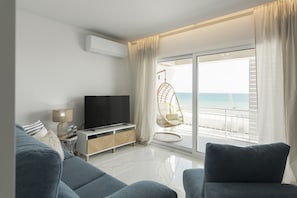 TV