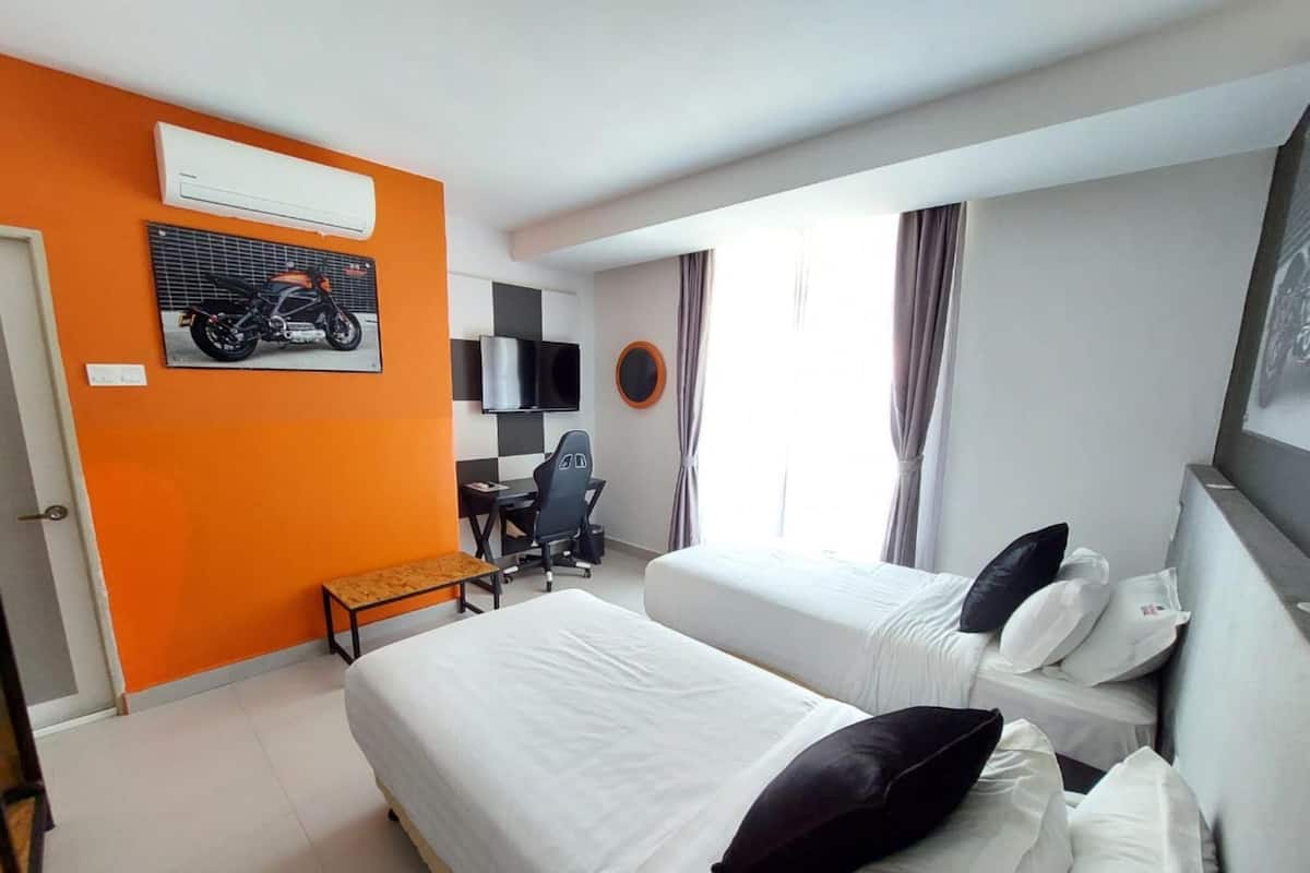 In-room safe, iron/ironing board, WiFi (free)