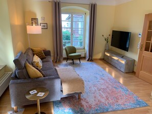 Smart TV, books, music library, stereo