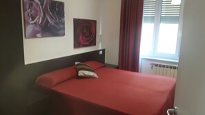 Basic Double Room | Free WiFi - Hotel Stazione del Sole (Albenga)