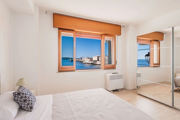 3 chambres, accès au Wi-Fi (inclus), literie fournie