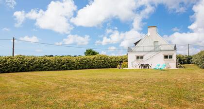 Wide open spaces in Plovan - 6 People