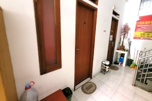 Lobby - Hotel O Regol Srimahi Residence (Bandung)