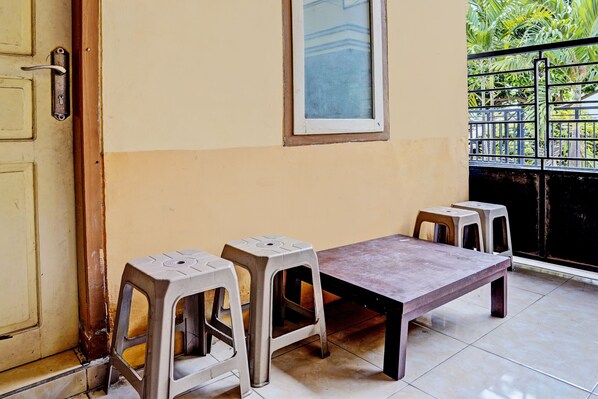 Lobby - Hotel O Lili Kost SyariahNearKetapang Royal City (Banyuwangi)