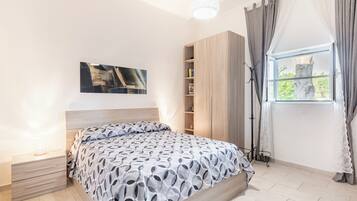 2 camere, ferro/asse da stiro, Wi-Fi gratuito, lenzuola