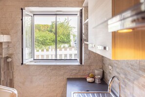 Interior - Cozy Villa with whirlpool and emotional shower surrounded by nature (Ceglie Messapica)