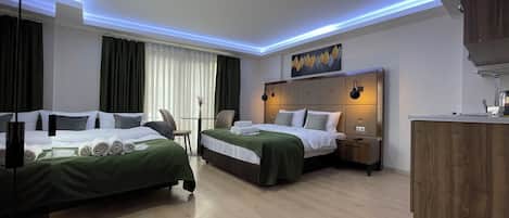 1 slaapkamer, pillowtop-bedden, een kluis op de kamer, een bureau