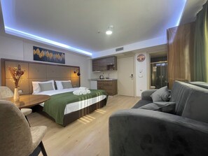 LCD TV - Elegance Suites (Istanbul)