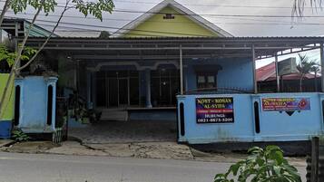 Fachada de la propiedad