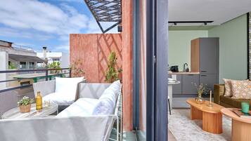 Grand Apartment | Living area | Smart TV