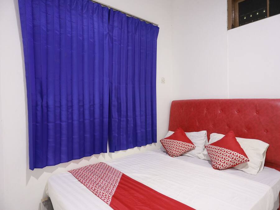 Deluxe Double Room | Meja, Wi-fi percuma, cadar katil