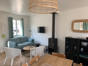 TV connectée, cheminée