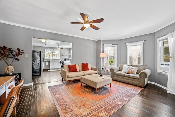 تلفزيون ذكي