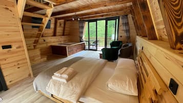 Luxury Chalet | 1 bedroom, Egyptian cotton sheets, premium bedding, free WiFi