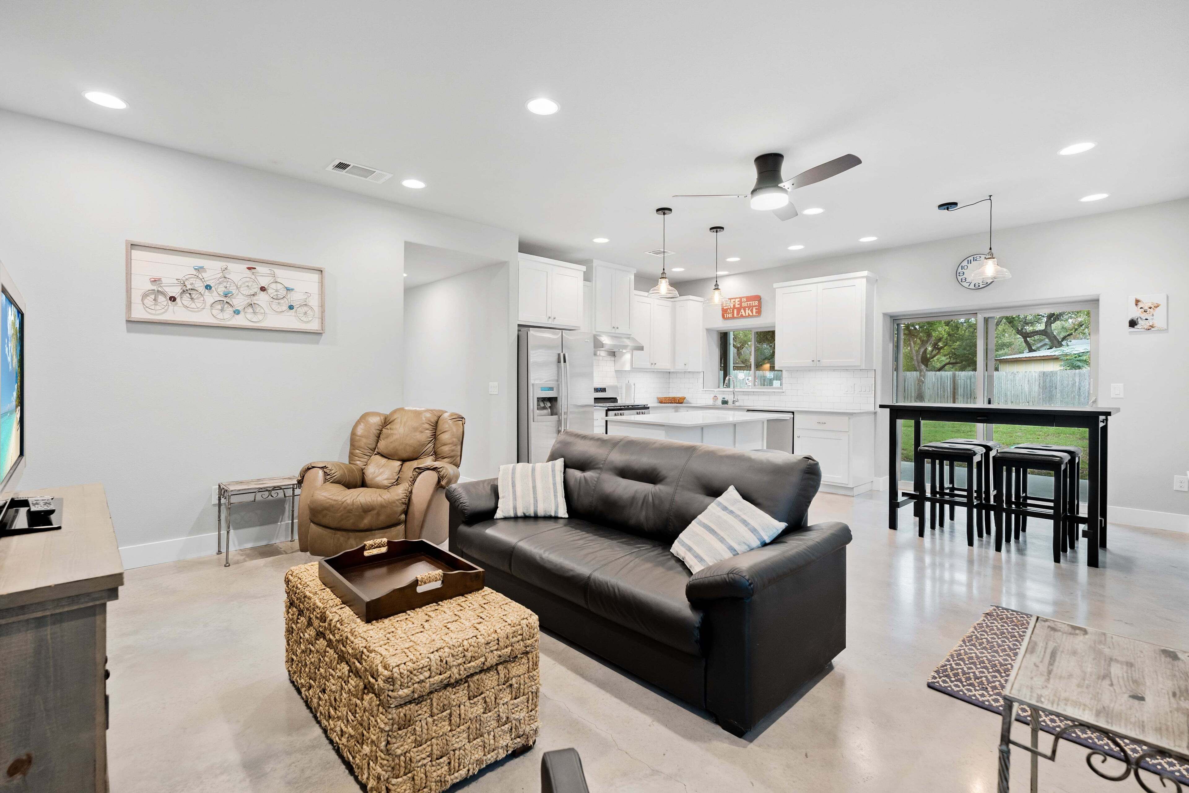 *New* Paradise Barndominium | Lake Travis