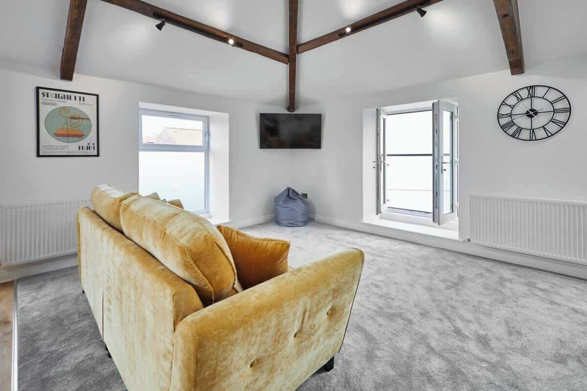 Host & Stay | 3 The Mount - Whitby