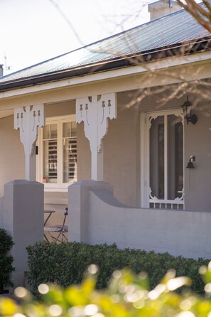 Exterior - Sampson Cottage | Historic Charm (Orange)