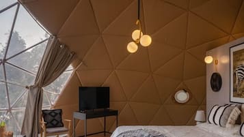 Luxury Tent, 1 King Bed, Valley View