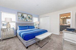 4 Schlafzimmer, Zimmersafe, Bügeleisen/Bügelbrett, kostenloses WLAN