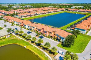 Exterior - Gated Resort, Pool, Near Disney & Universal! (Kissimmee)