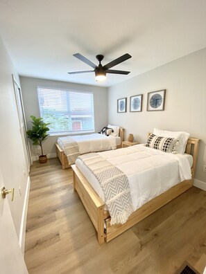 3 chambres, fer et planche à repasser, lit parapluie, Wi-Fi gratuit