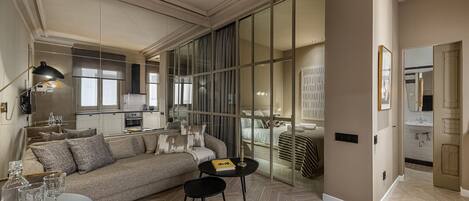 Bügeleisen/Bügelbrett, kostenloses WLAN, Bettwäsche