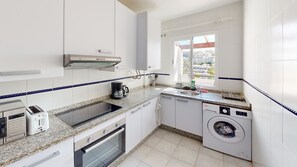 Fridge, microwave, oven, dishwasher